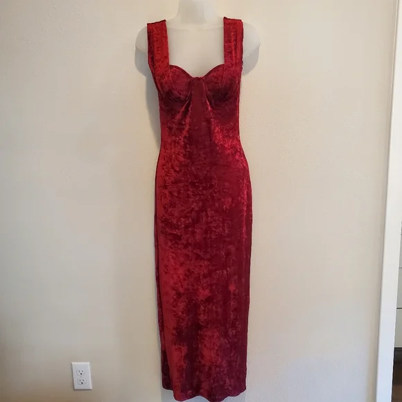 open lace back dress Happy Clothing Off-Shoulder Velvet Petal Neckline A Line Maxi Dress in Red main image 0